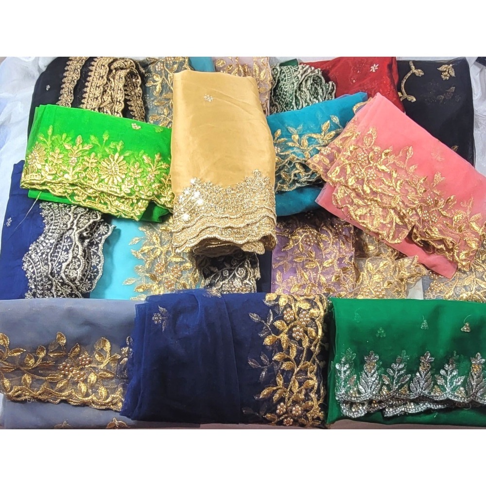 LOT: 19 Women's Silk & Mesh Beaded‎ Embroidered Sequin Formalwear Dupattas